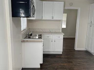 520 Euclid Ave - Photo 2 of 5