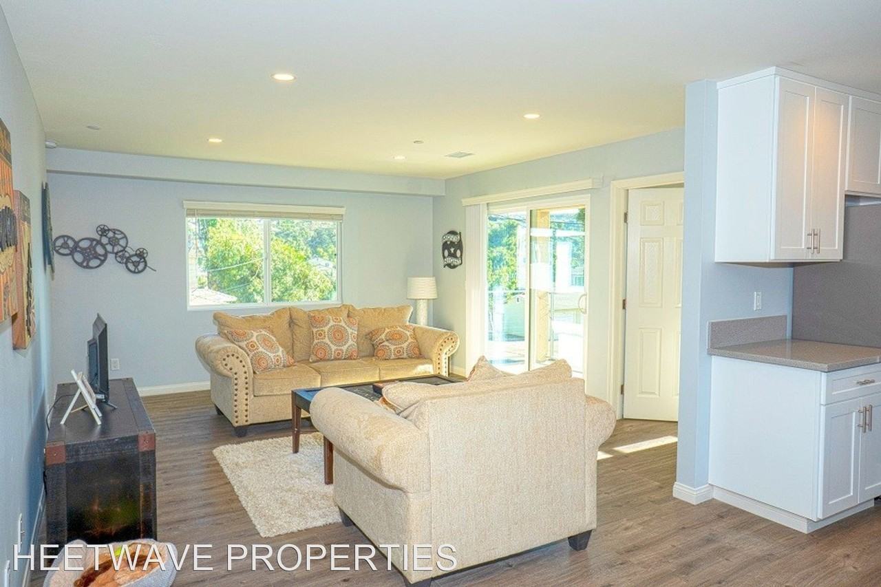 4355-4363 Rosebud Terrace, - Photo 3 of 8