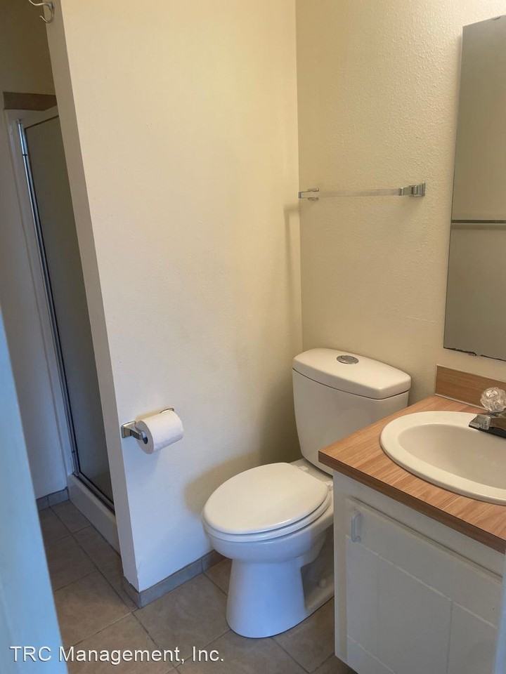 6325 Evergreen Way - Photo 3 of 5