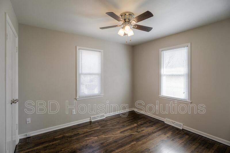 15300 E 36th Ter S - Photo 4 of 7