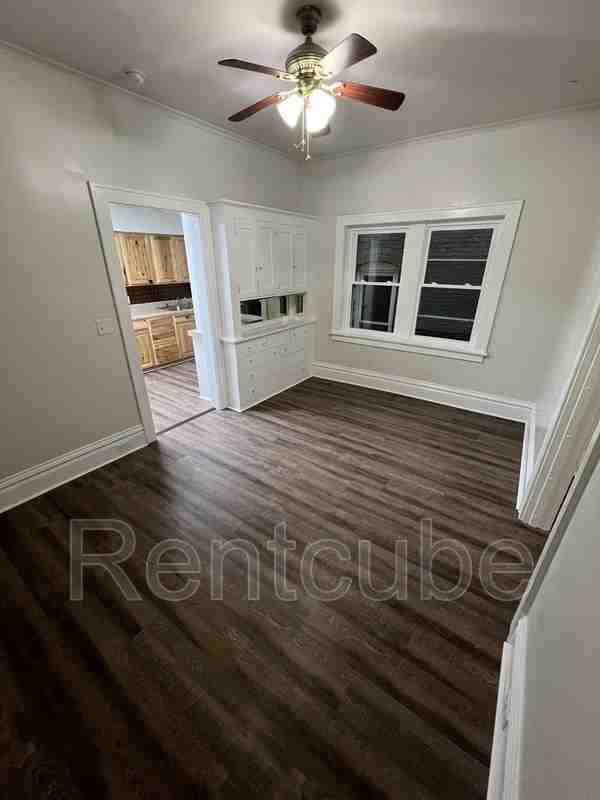 243 W 11th St #6 - Photo 5 of 14