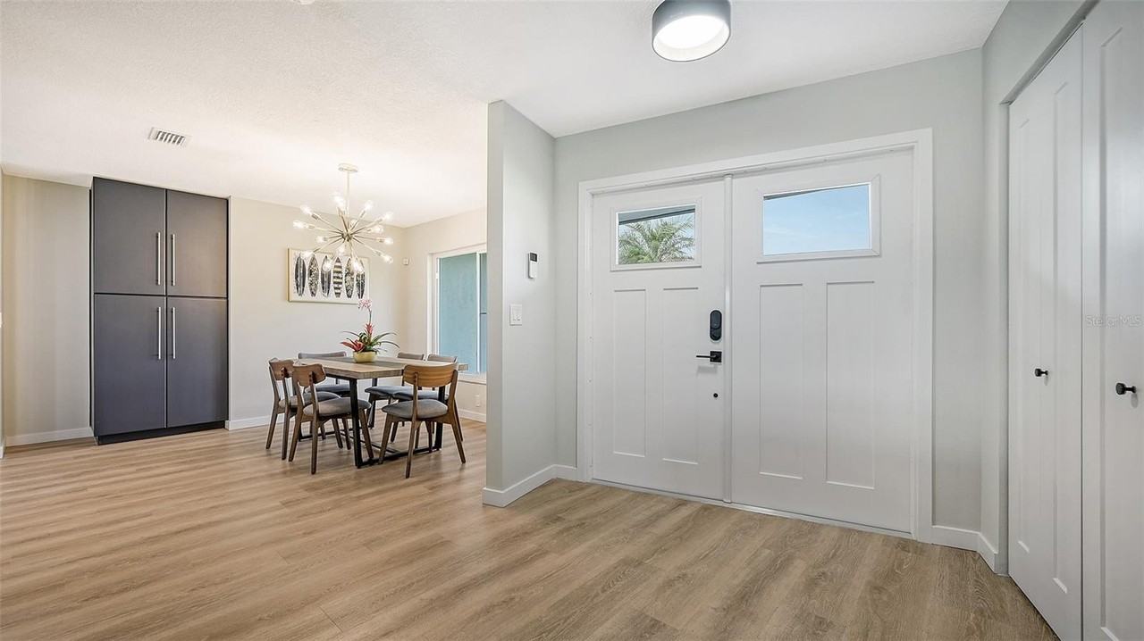 3924 Helene Street - Photo 5 of 50