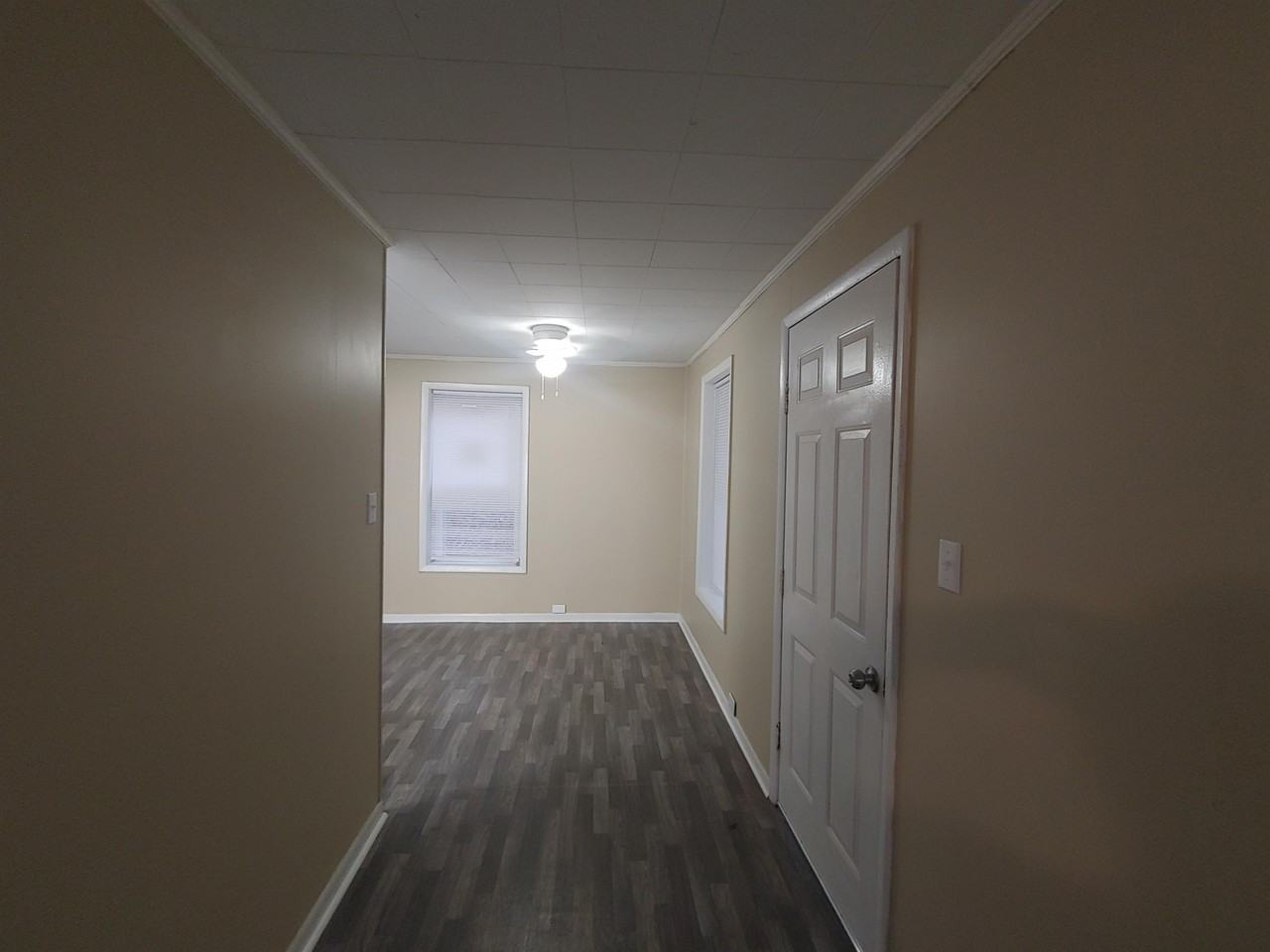 205 Adkinson Ave #5 - Photo 3 of 9