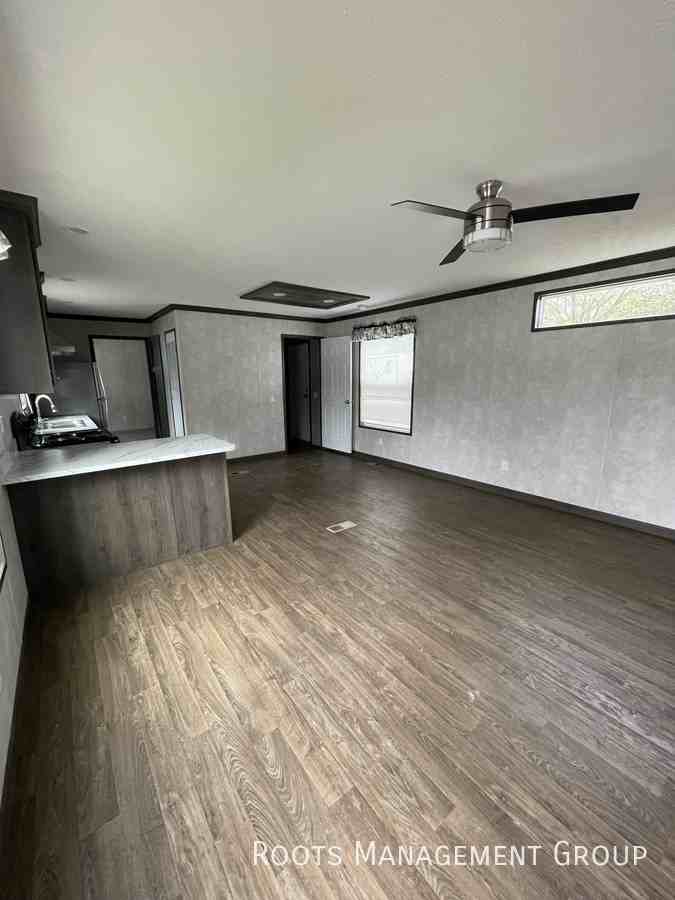 3522 Woodside Dr #WS87 - Photo 2 of 8