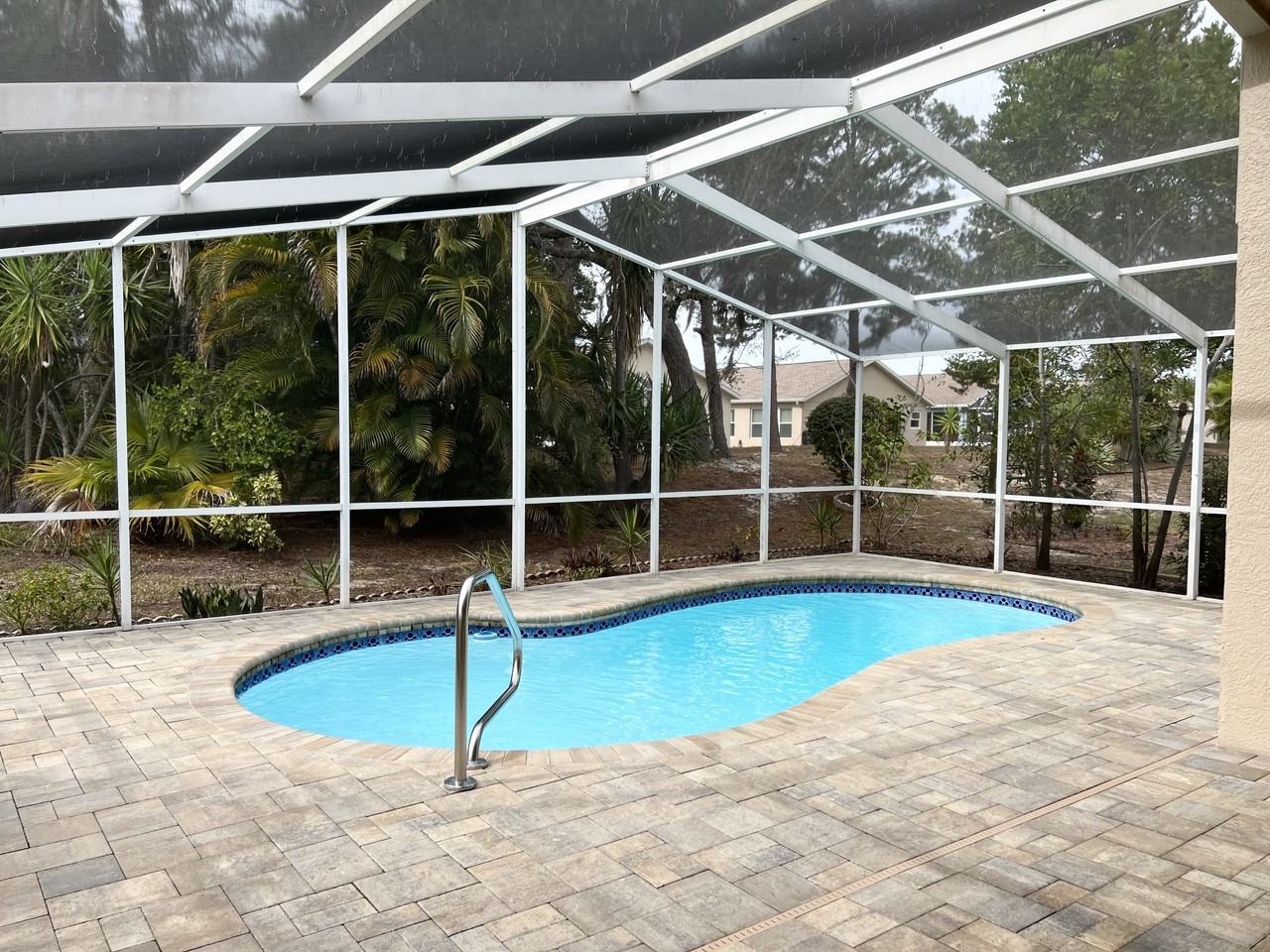 2843 Wood Pointe Dr #NA - Photo 3 of 13