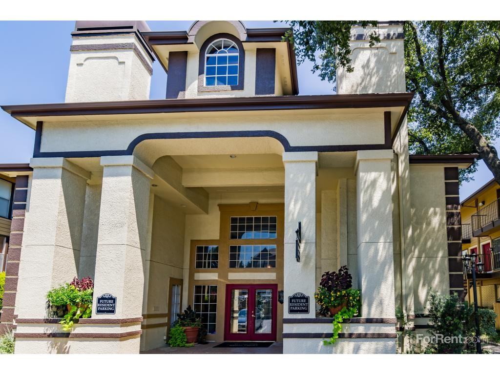 Regal Court - Photo 3 of 19