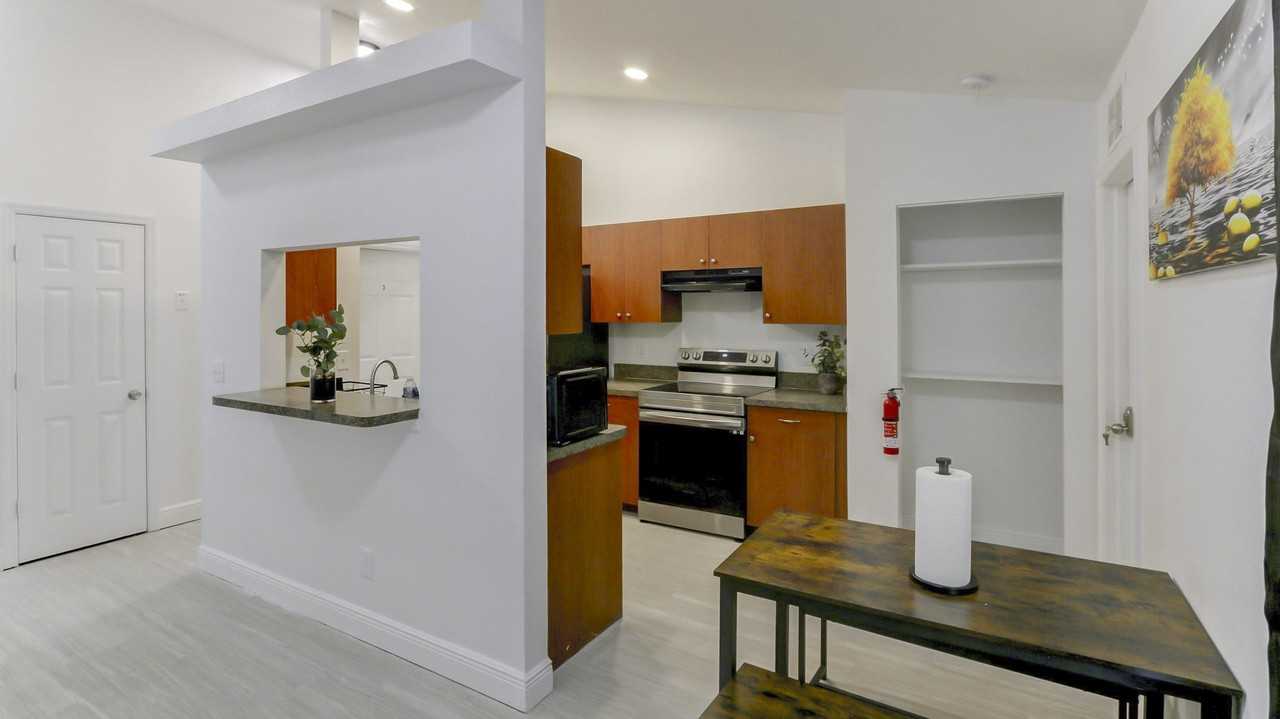 E Mohawk Ave - Photo 5 of 15