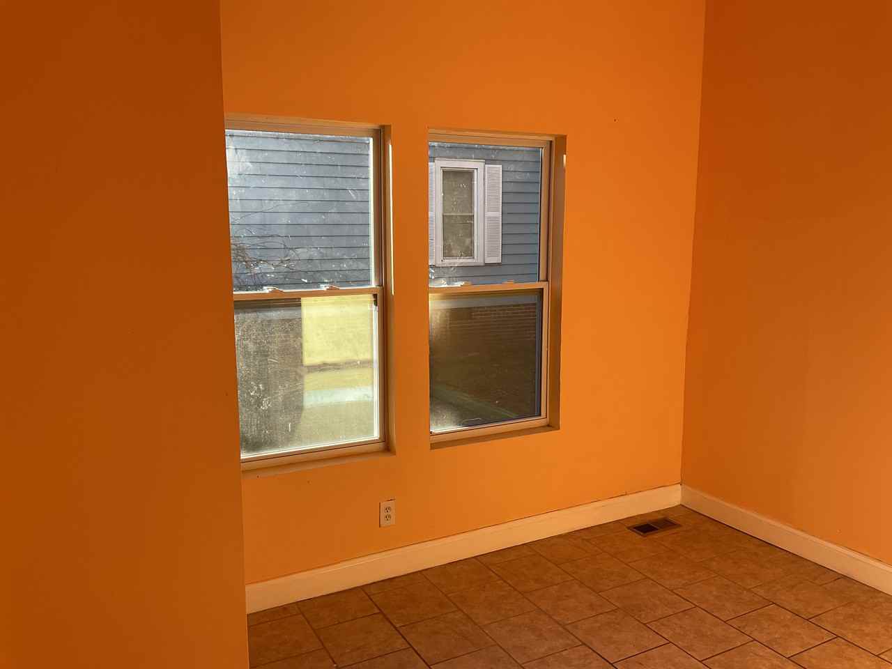 209 E Barr St #NA - Photo 2 of 12