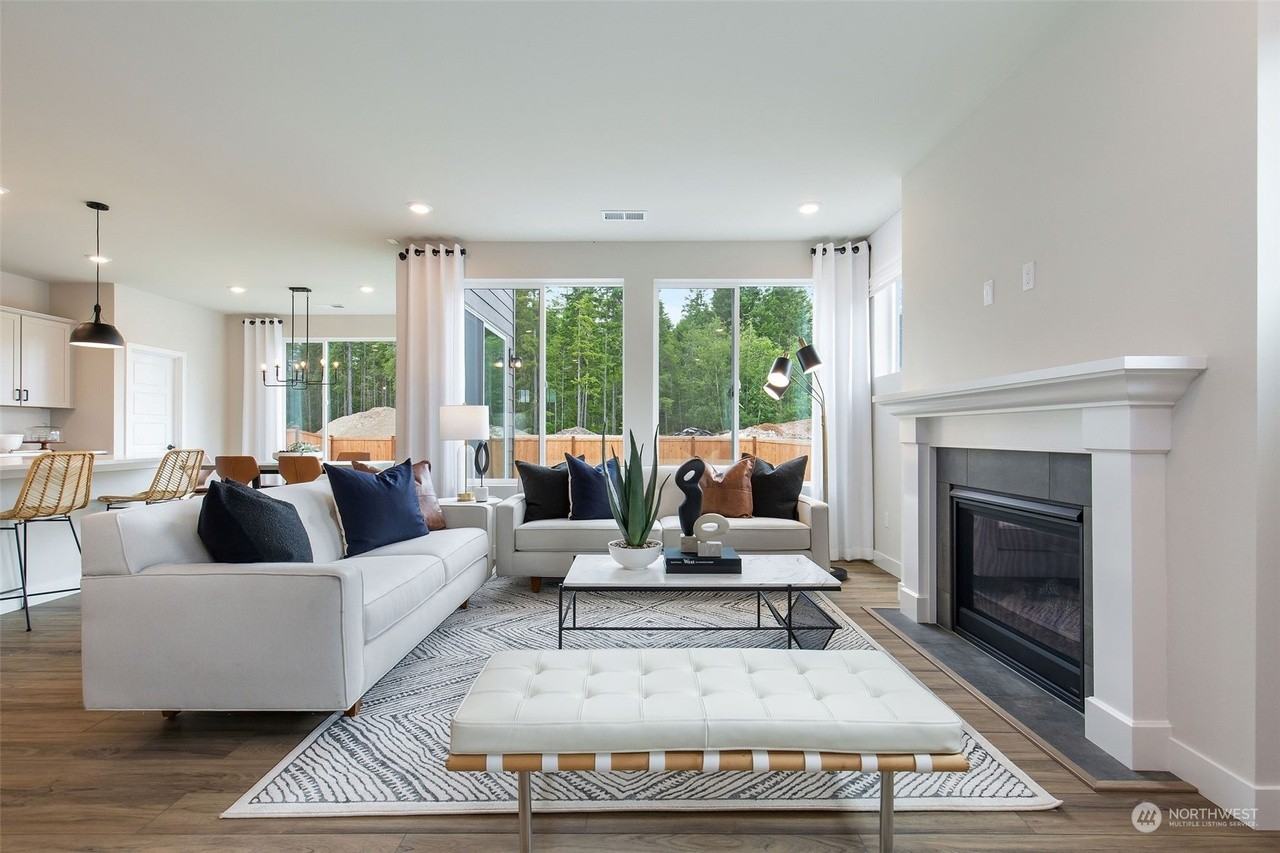 5322 Thornhill Ave Sw #NA - Photo 2 of 20