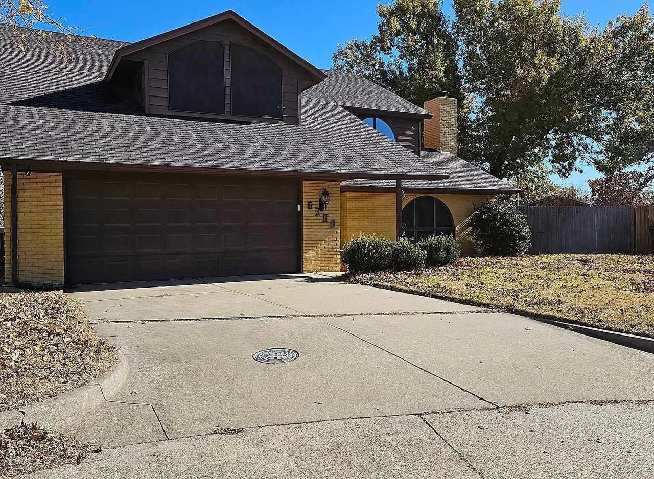 6300 Bingham Ct - Photo 2 of 37