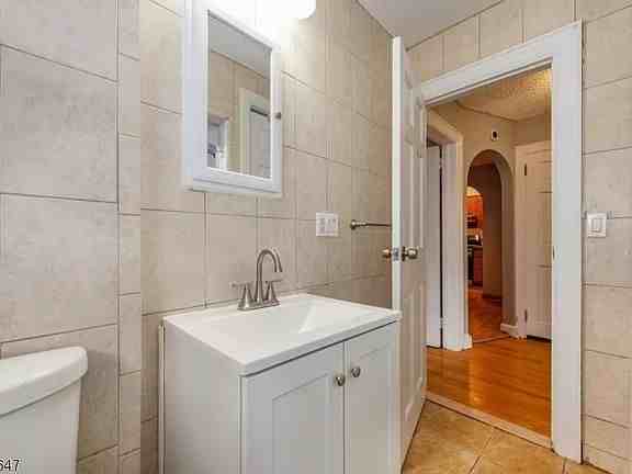 364 Washington Ave - Photo 2 of 19