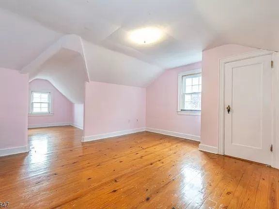 364 Washington Ave - Photo 3 of 19