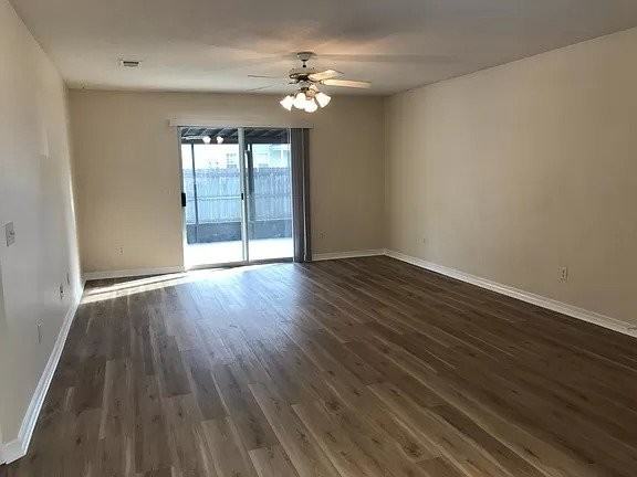 2037 Marquesas Ln - Photo 2 of 10