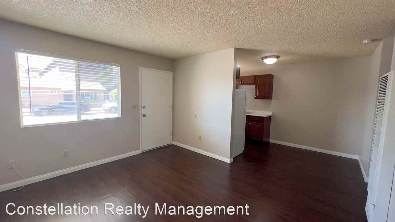 1490 Hemlock Ave - Photo 3 of 12