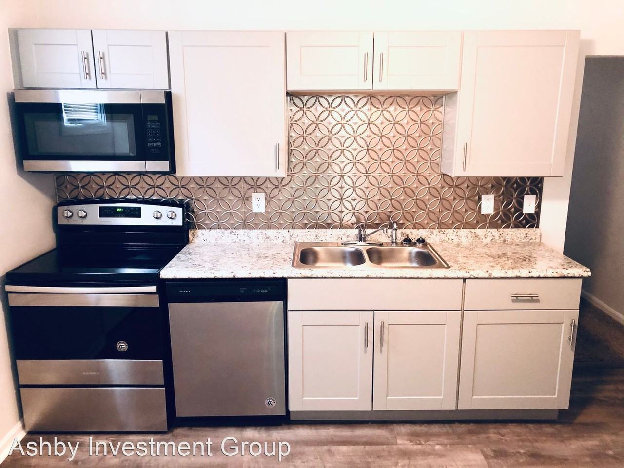 2104-2106 West Delaware St - Photo 3 of 9