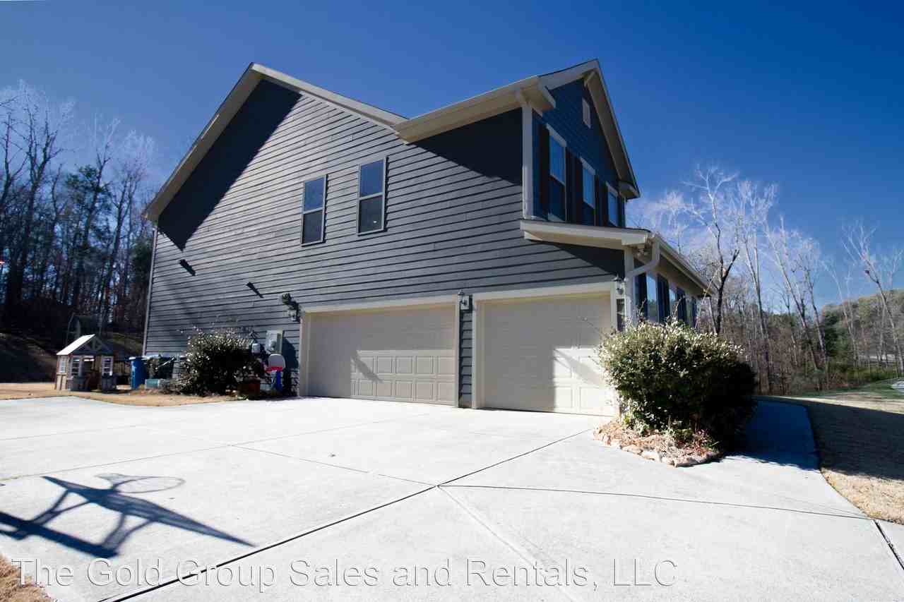 8268 Breton Way - Photo 3 of 28