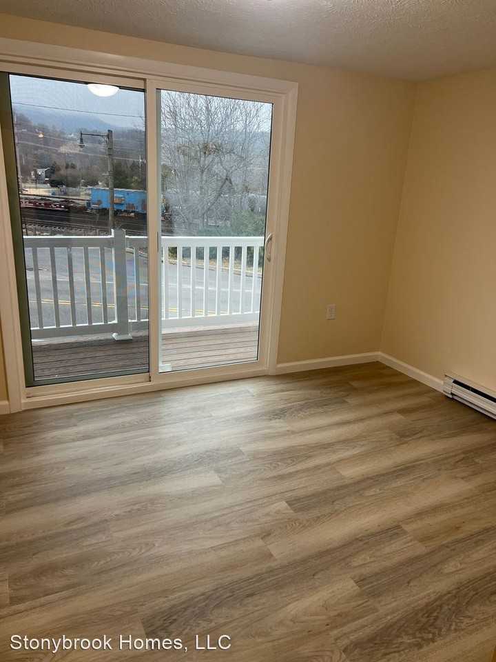 202 Mulberry Street - Photo 3 of 10