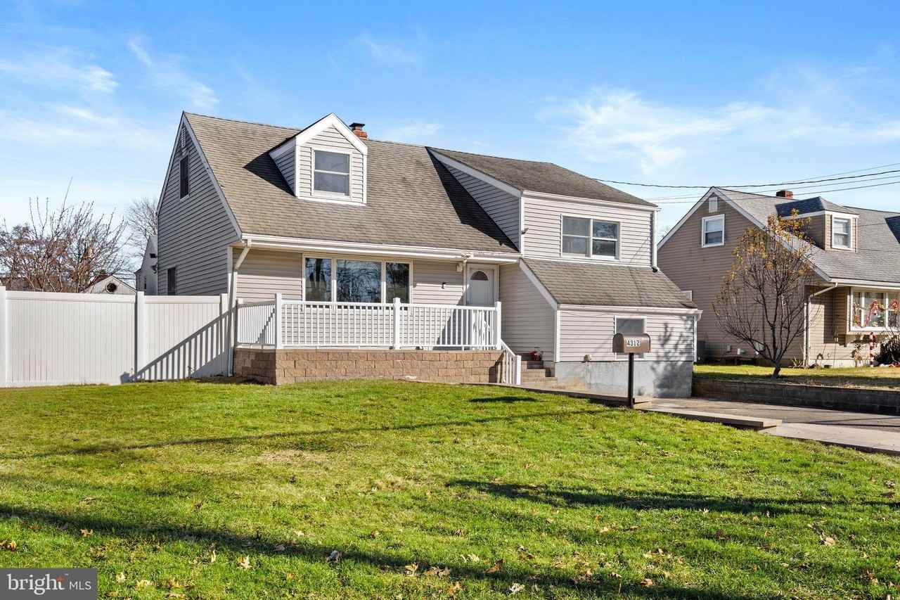 4312 Nottingham Way, Hamilton, NJ 08690 3 Bedroom House for 3,000
