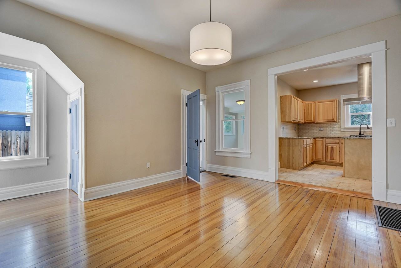 14 N Walnut St #1 - Photo 5 of 11