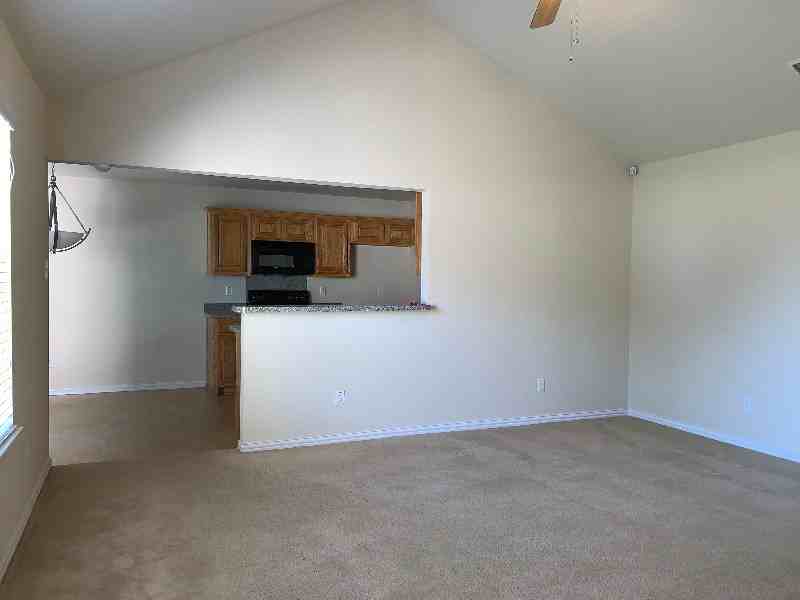 100 Camden Court - Photo 2 of 22