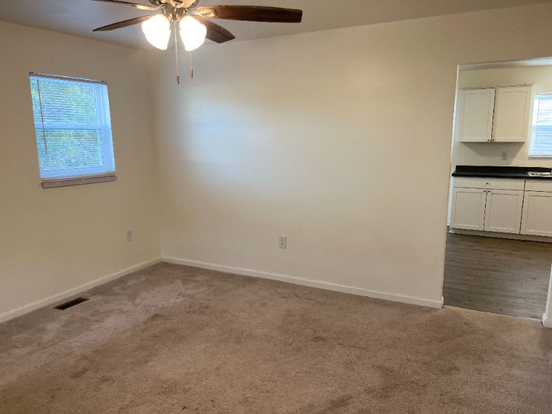 1127 Hickory Crossroads Rd - Photo 2 of 17