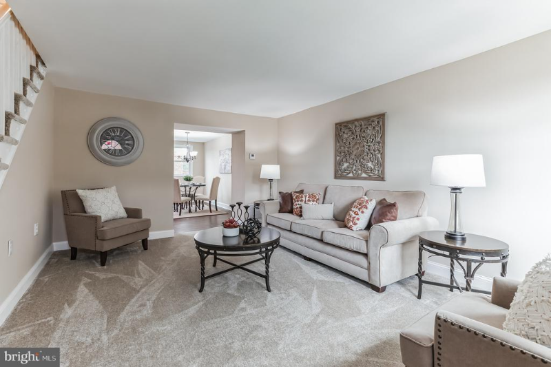 259 Bungalow Ave - Photo 3 of 22