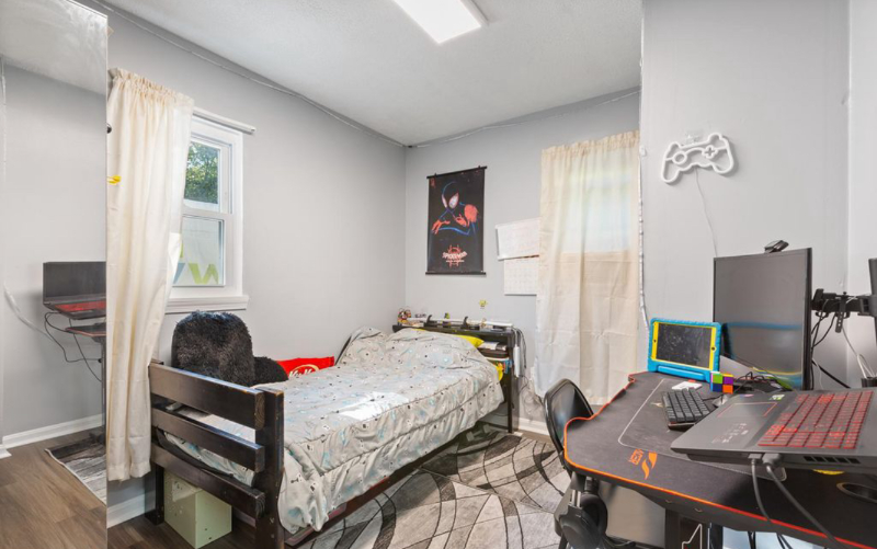 12200 Lanham Severn Rd - Photo 7 of 19