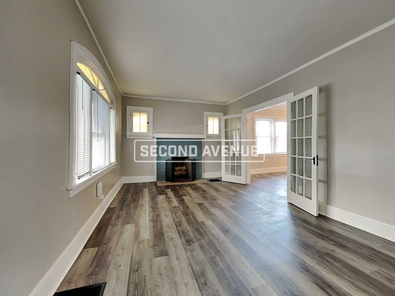 1804 Waltham Ave - Photo 2 of 19