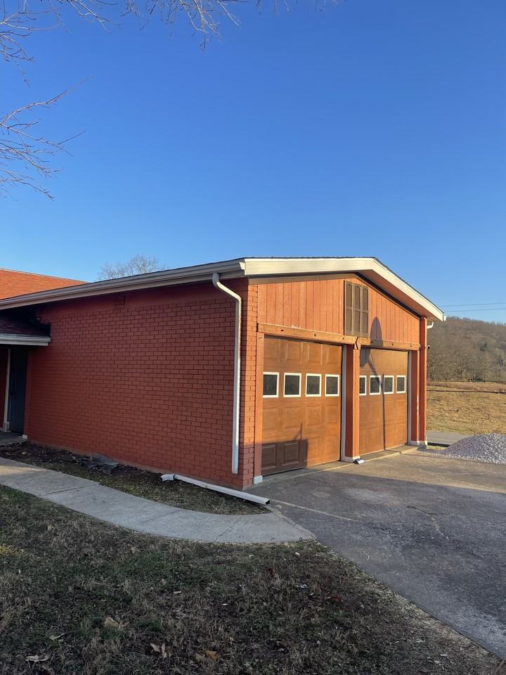 122 Green Hill Park Dr #NA - Photo 3 of 13