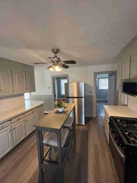 14 Park Rd #1 - Photo 2 of 19