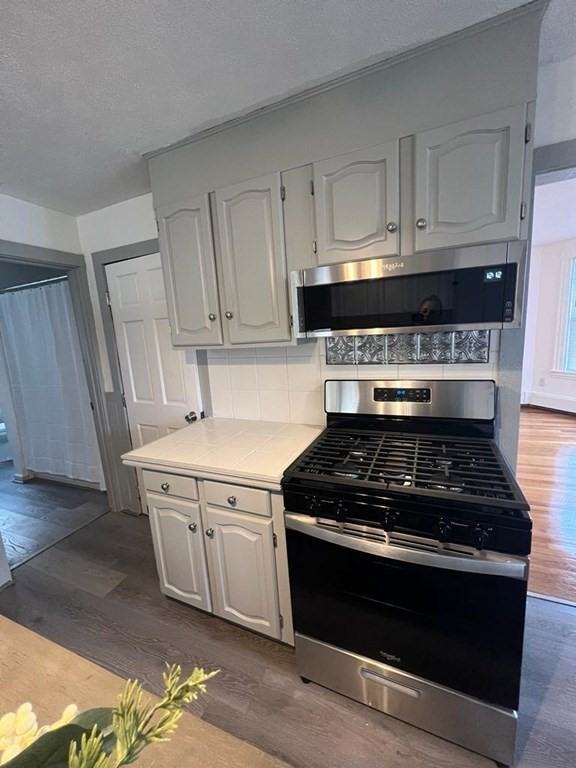 14 Park Rd #1 - Photo 3 of 19