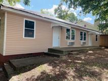 303 S Oak St #3 - Photo 1 of 1