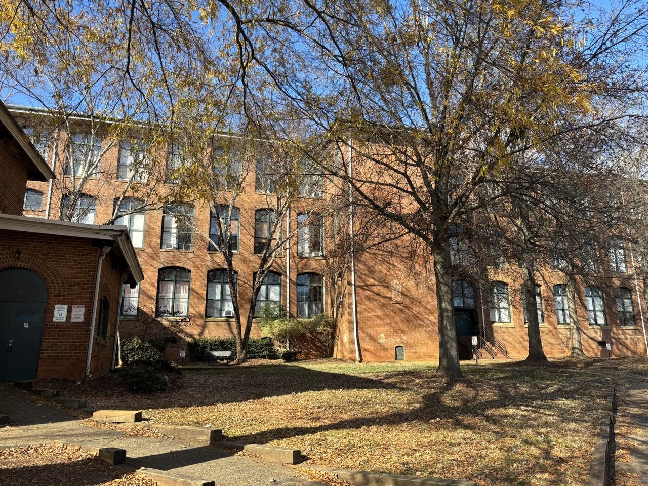 201 South Hoskins Road 312Unit 312 312, Charlotte, NC 28208 1