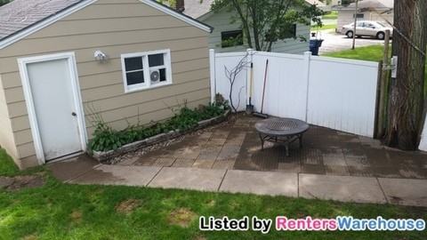 212 29th Ave N - Photo 2 of 15