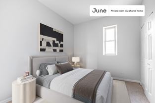 1329 N Artesian Ave #B - Photo 1 of 1