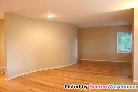 1204 Kenwood Pkwy - Photo 2 of 15