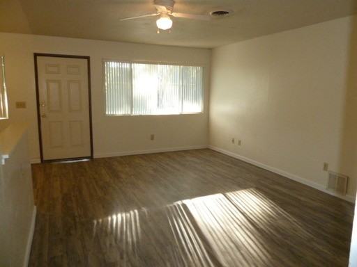 2362 Wilson Ave #F - Photo 3 of 11