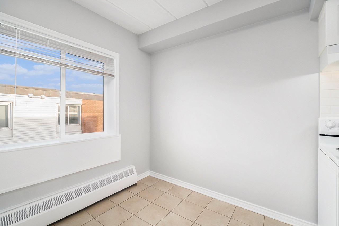 1951 Carling Avenue #7 - Photo 5 of 15