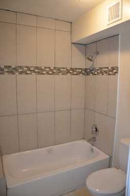 2124 1/2 2nd St S - Photo 3 of 7