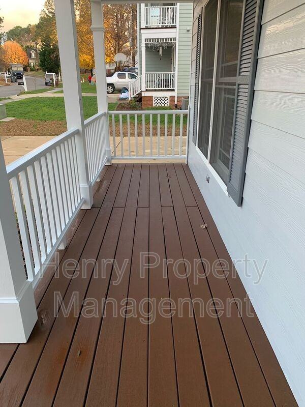 121 Rushing Wind Way - Photo 2 of 22