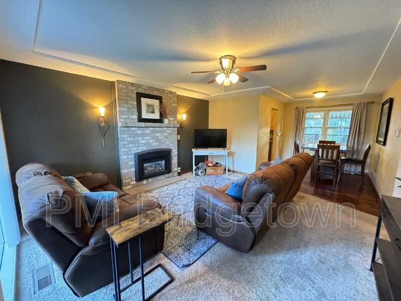 10616 Se Pardee St - Photo 2 of 23