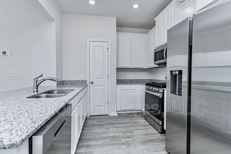 133 Clingstone Trl - Photo 4 of 16