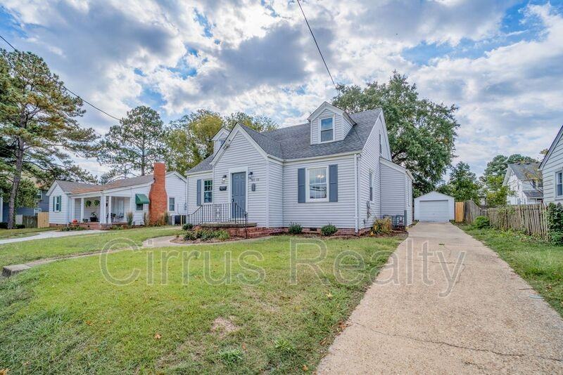 3611 1/2 King St - Photo 2 of 12