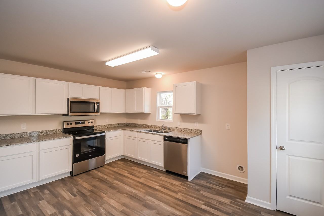 222 Saddle Brooke Trce - Photo 7 of 27