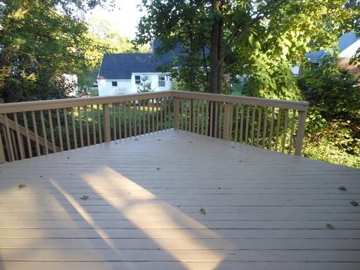 79 Drummond St - Photo 3 of 12