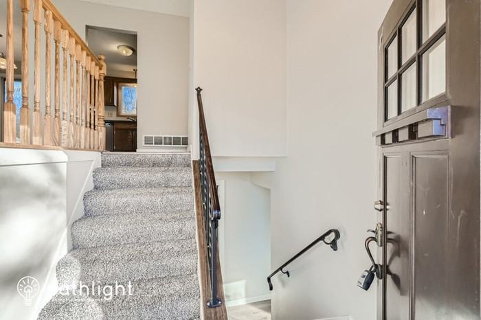 655 Schilling Cir Nw - Photo 2 of 20