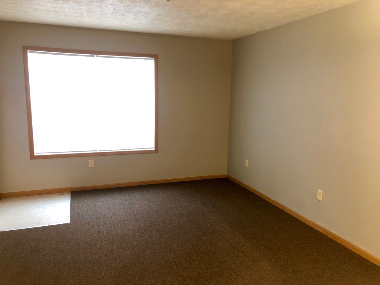 1612 Sauk Rd #2204 - Photo 2 of 8