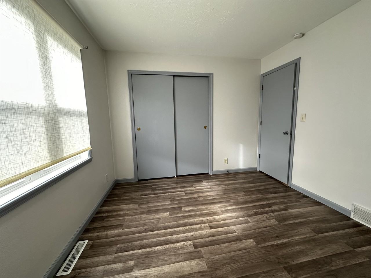 2410 New Haven Ct #1 - Photo 3 of 14