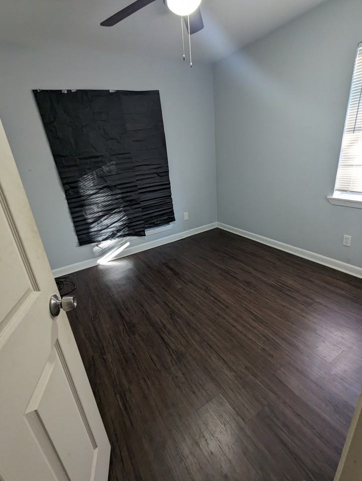 9478 Woodcrest Dr #NA - Photo 3 of 5