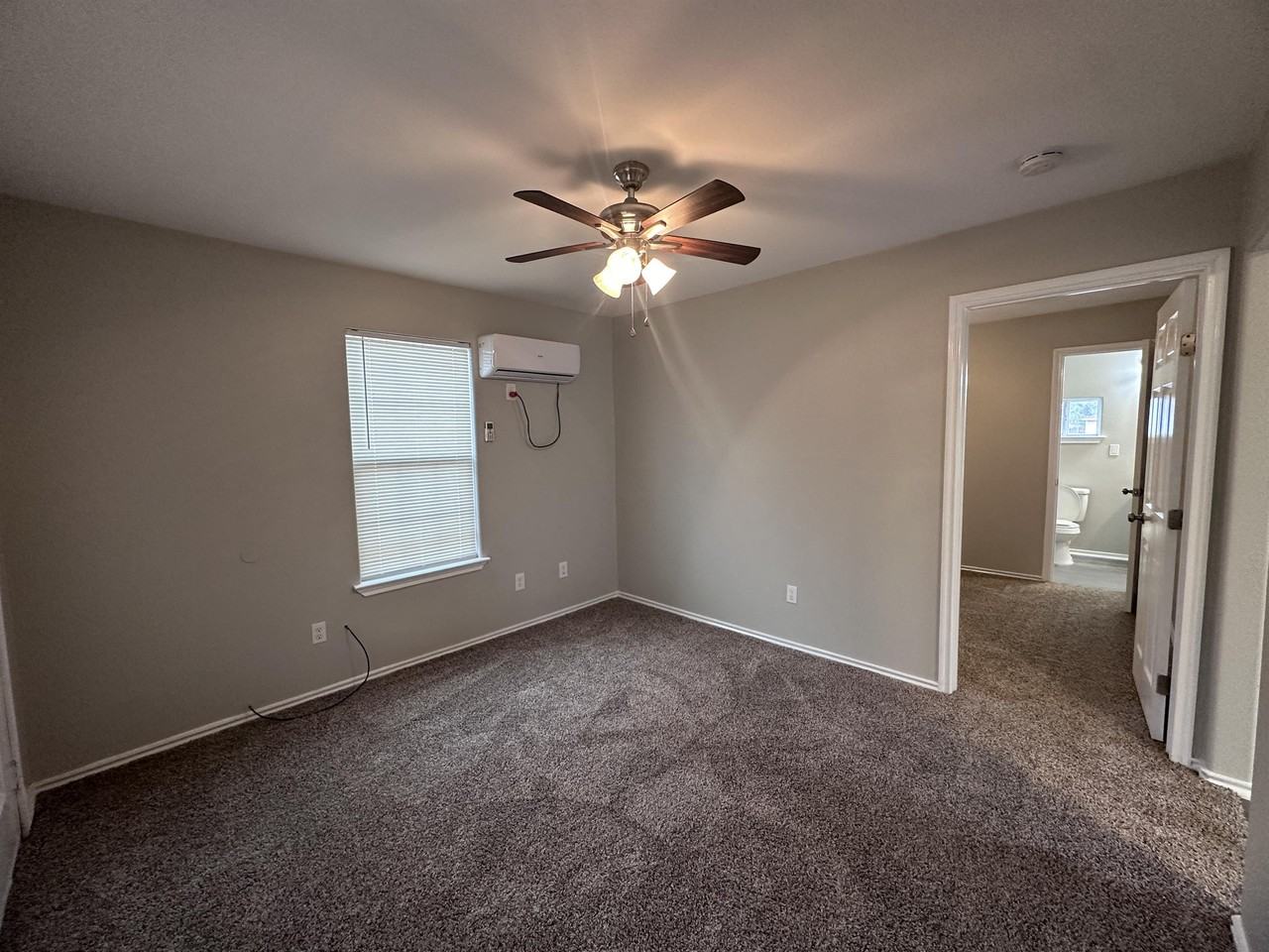 118 Lowell St #3 - Photo 4 of 25
